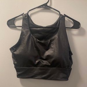 Black Workout Crop Top NWOT Size M